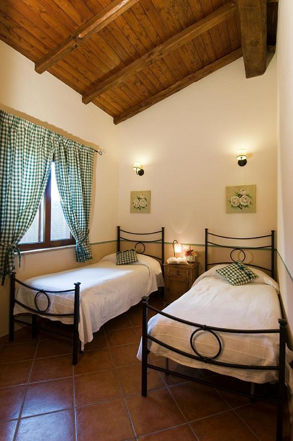 Agriturismo Poggio Di Maremma Pescia Romana Exteriör bild
