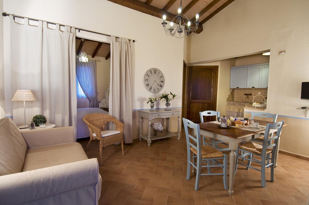 Agriturismo Poggio Di Maremma Pescia Romana Exteriör bild